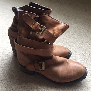 Steve Madden Boots